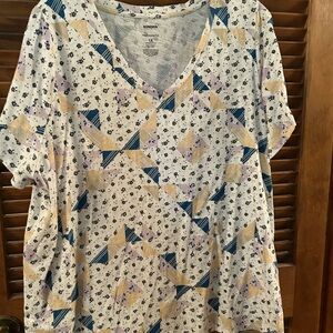 Sonoma Everyday Tee with Geometric Accents